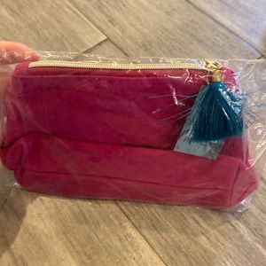 New in package makeup pouch with tassel